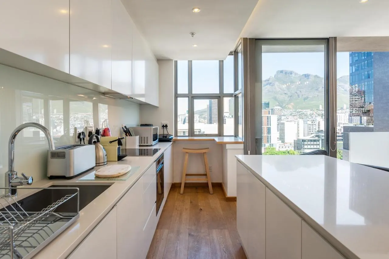 Mirage By Mcstay Cape Town 0*,