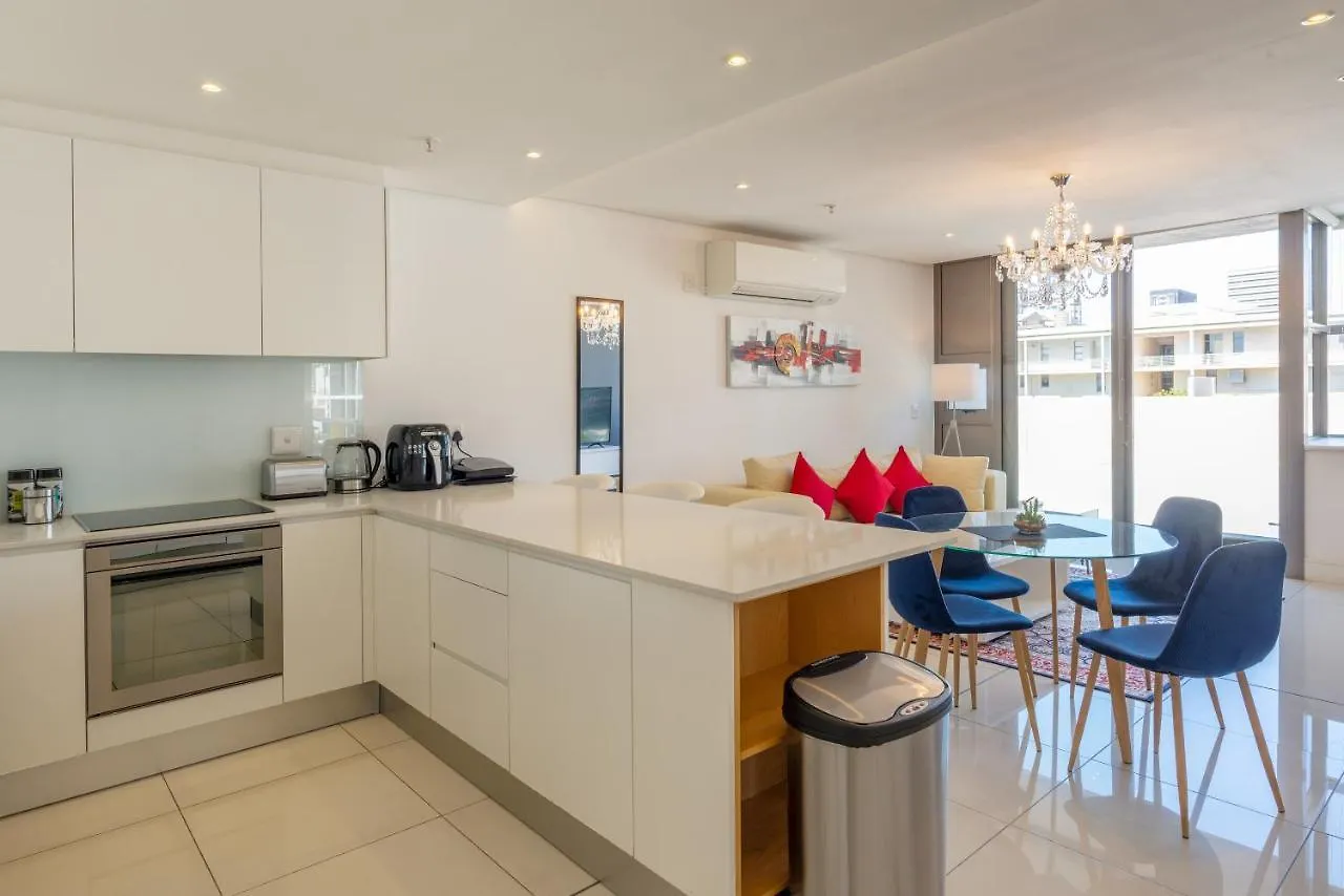 Apartment Mirage By Mcstay Cape Town South Africa