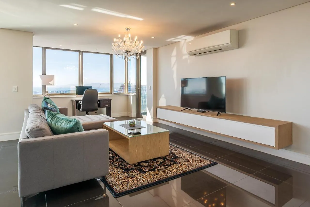 Apartment Mirage By Mcstay Cape Town