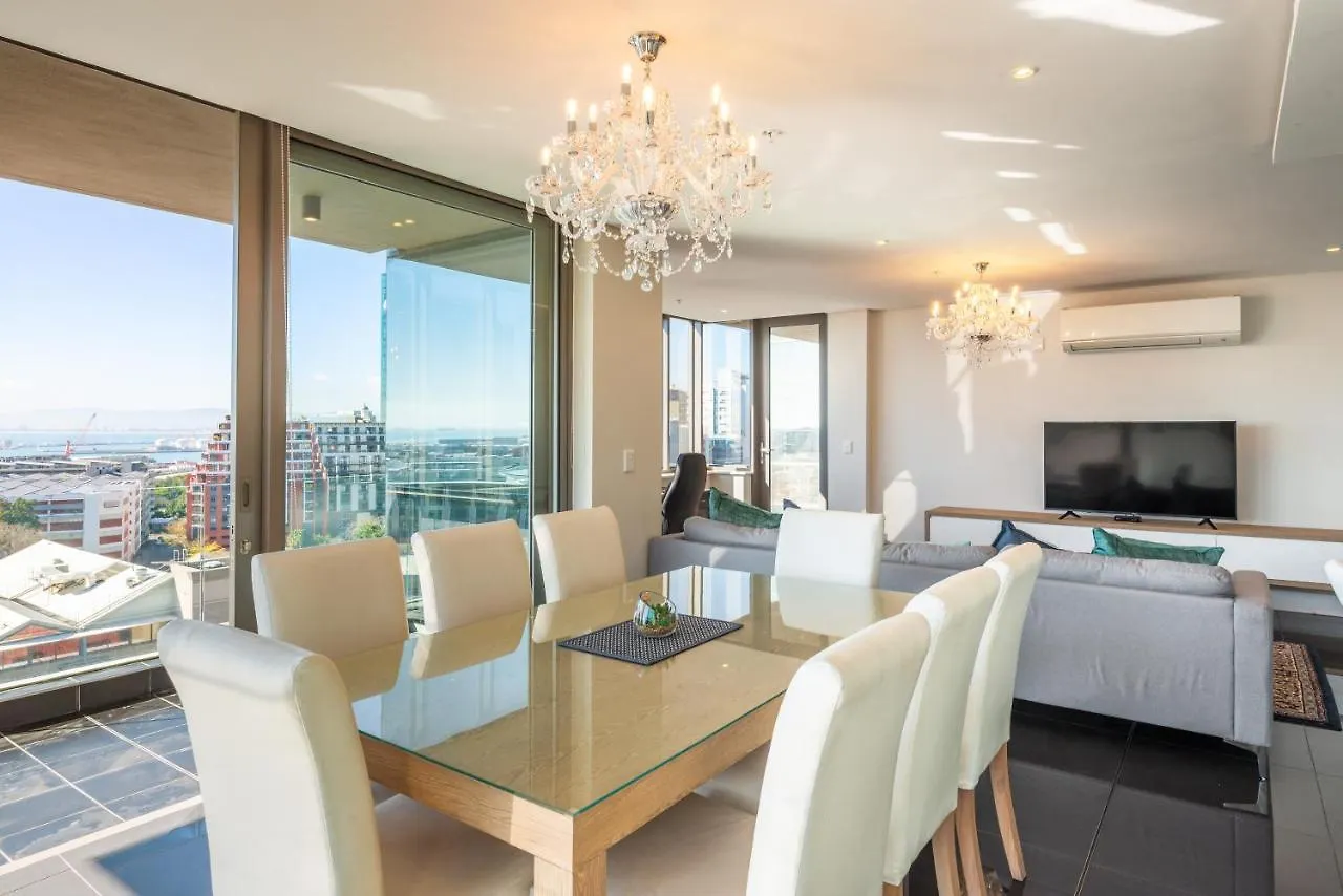 Apartment Mirage By Mcstay Cape Town