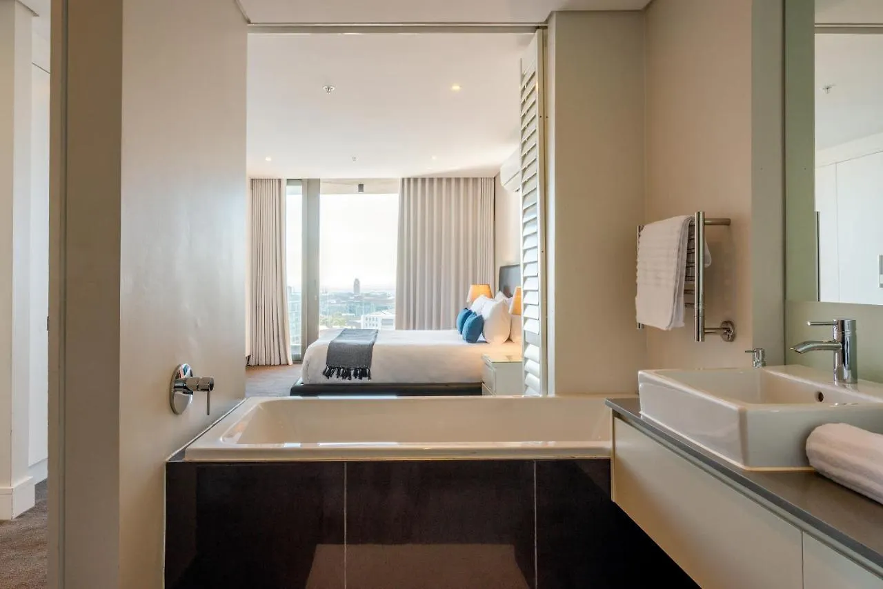 Apartment Mirage By Mcstay Cape Town