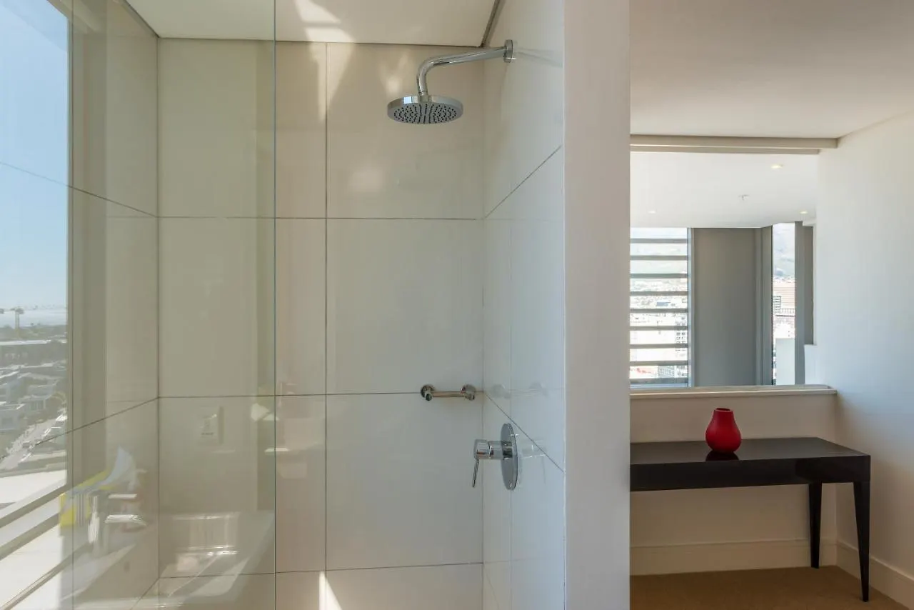 Apartment Mirage By Mcstay Cape Town South Africa